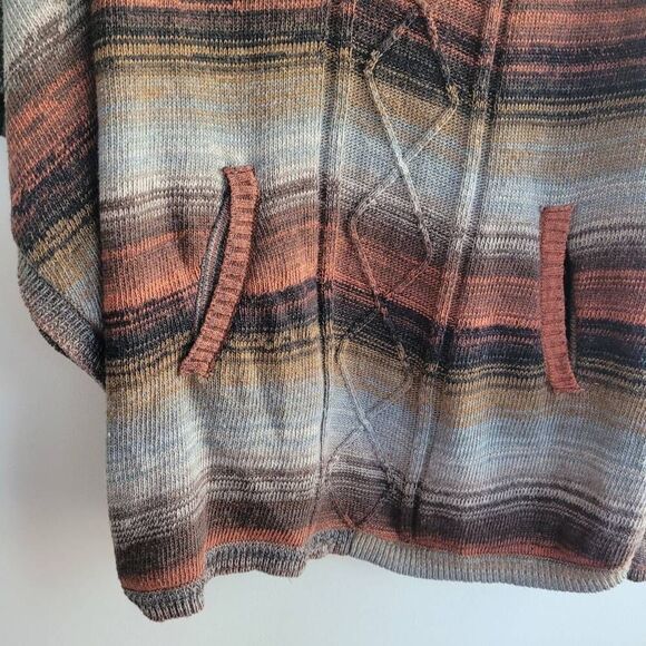 striped turtleneck knit poncho with front‎ pockets and textured details - Picture 3 of 11